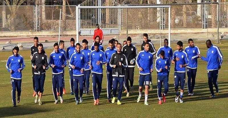 لاعبو الهلال