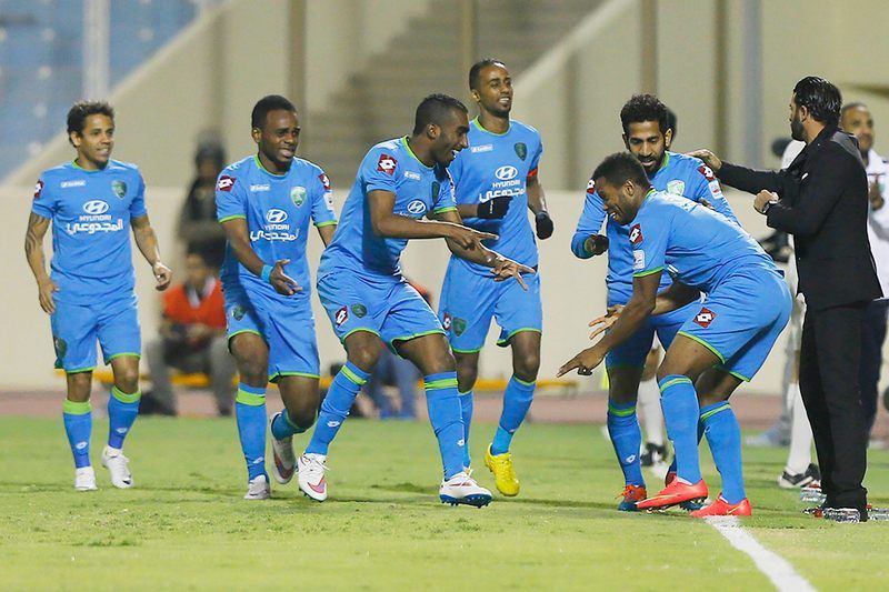 لاعبو الفتح