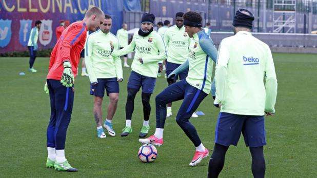 جانب من تدريبات برشلونة 