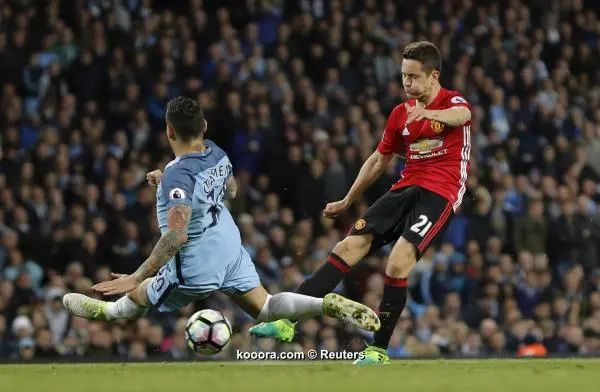 ?i=reuters%2f2017-04-27%2f2017-04-27t201306z_136325586_mt1aci14785500_rtrmadp_3_soccer-england-mci-mun_reuters