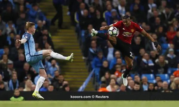 ?i=reuters%2f2017-04-27%2f2017-04-27t194634z_136323994_mt1aci14785488_rtrmadp_3_soccer-england-mci-mun_reuters