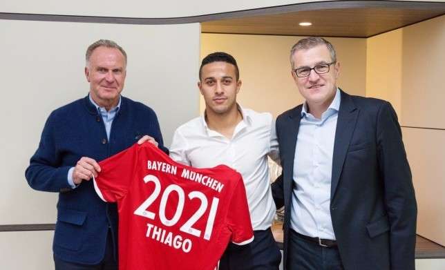 تياجو ألكانتارا مدد عقده حتى عام 2021