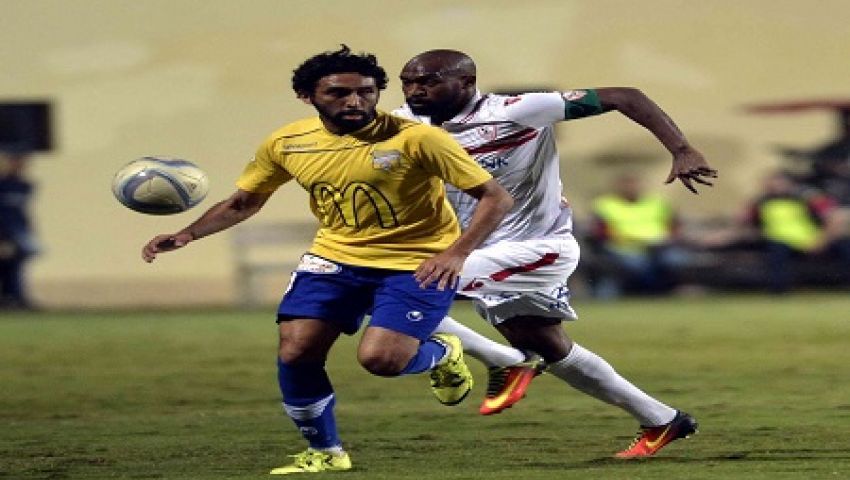 جانب من مواجهة سابقة بين الفريقين