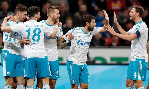 فرحة لاعبي شالكه