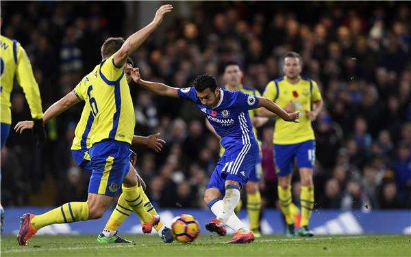 من مباراة سابقة بين الفريقين