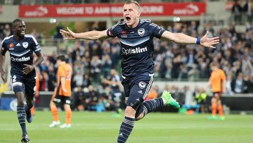 فرحة بيسارت بريشا بعد الهدف