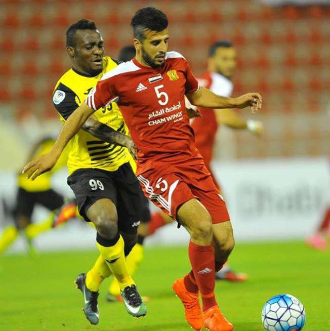 جانب من اللقاء الأول بين الجيش والسويق