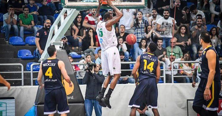 sagesse-riyadi-playoffs-game-2