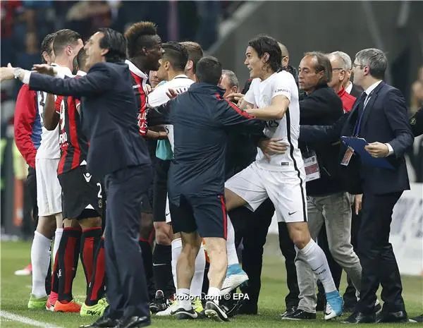 ?i=epa%2fsoccer%2f2017-04%2f2017-04-30%2f2017-04-30-05937922_epa