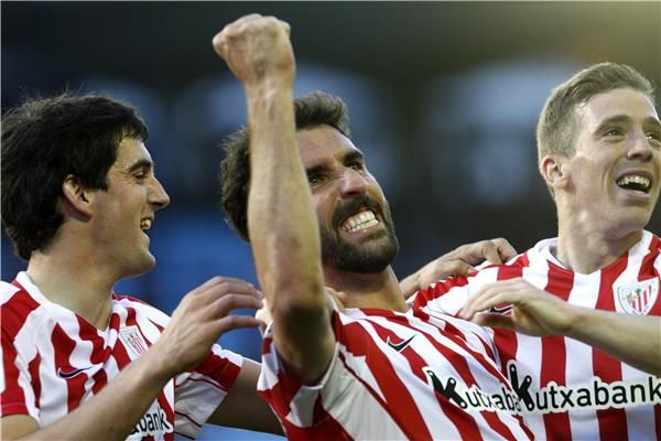 فرحة لاعبي أتلتيك بيلباو