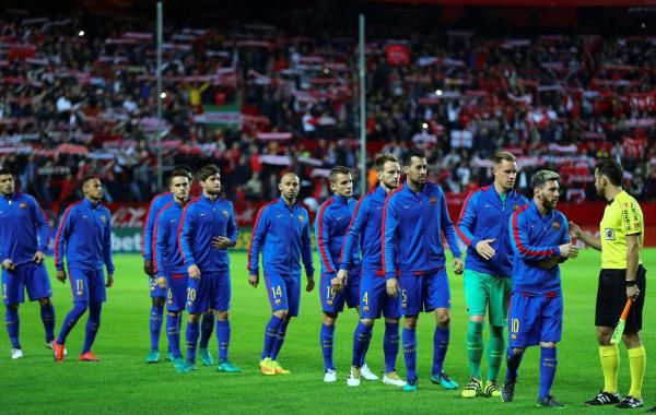 لاعبو برشلونة