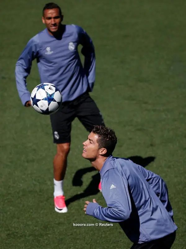 ?i=reuters%2f2017-05-01%2f2017-05-01t095324z_1599075425_rc1a974922c0_rtrmadp_3_soccer-champions-mad-atm-training_reuters