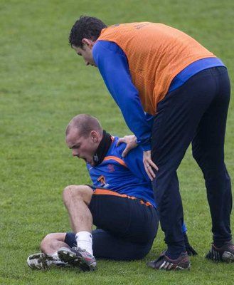 شنايدر يتعرض لبعضة آلام خلال تدريبات المنتخب الهولندي