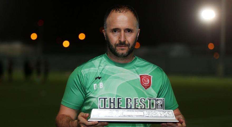 جمال بلماضي رفقة الجائزة 