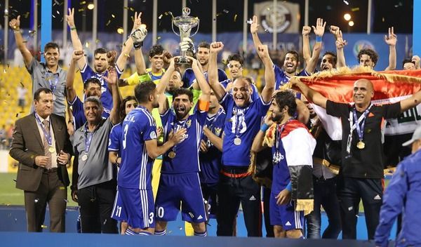 القوة الجوية يحتفل بلقب النسخة الماضية