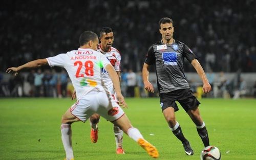 جانب من مباراة سابقة بين الفريقين