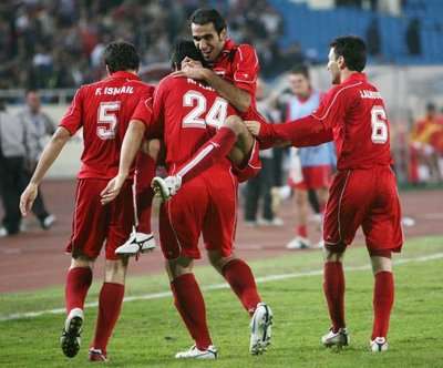 فرحة لاعبي منتخب سوريا بالهدف الغالي