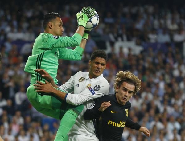 نافاس خلال مواجهة ريال مدريد وأتلتيكو