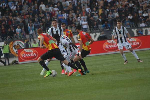 من مباراة للترجي والصفاقسي