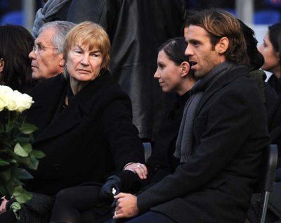 2009-11-15-00000101934432