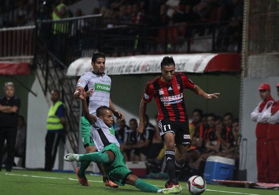 من الدوري الجزائري