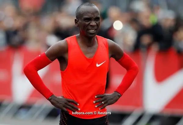 ?i=reuters%2f2017-05-06%2f2017-05-06t082619z_223118125_rc163714a900_rtrmadp_3_athletics-marathon-breaking2-halfway_reuters