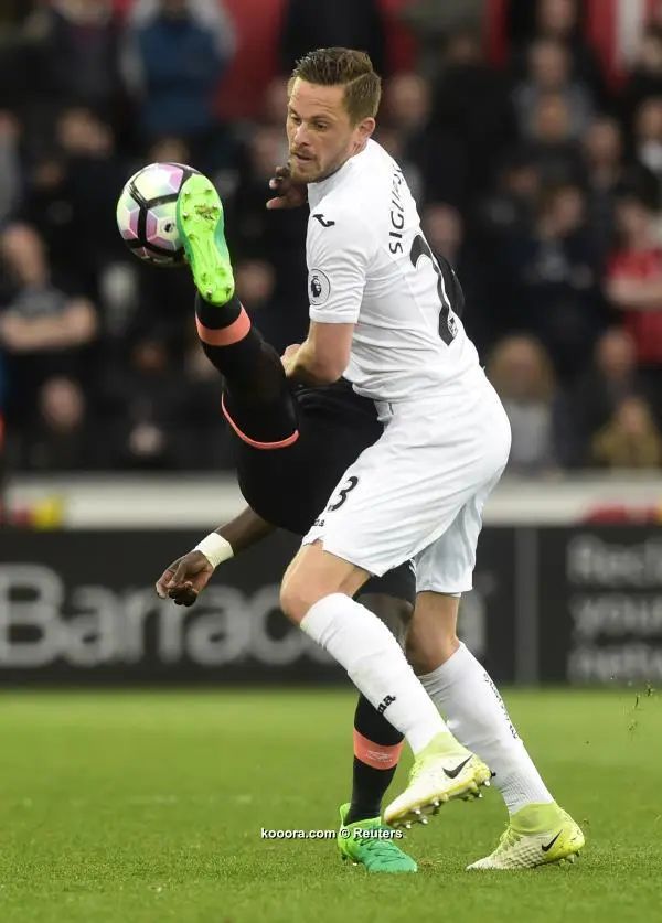 ?i=reuters%2f2017-05-06%2f2017-05-06t180258z_137095378_mt1aci14789815_rtrmadp_3_soccer-england-swa-eve_reuters