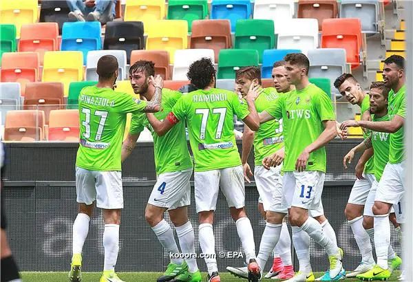 ?i=epa%2fsoccer%2f2017-05%2f2017-05-07%2f2017-05-07-05948201_epa