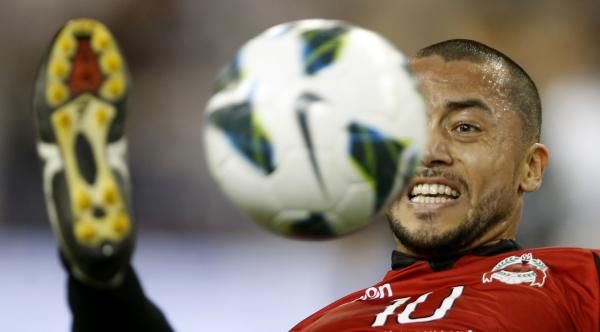 2013-05-18t201717z_1310140396_gm1e95j0bex01_rtrmadp_3_soccer_reuters