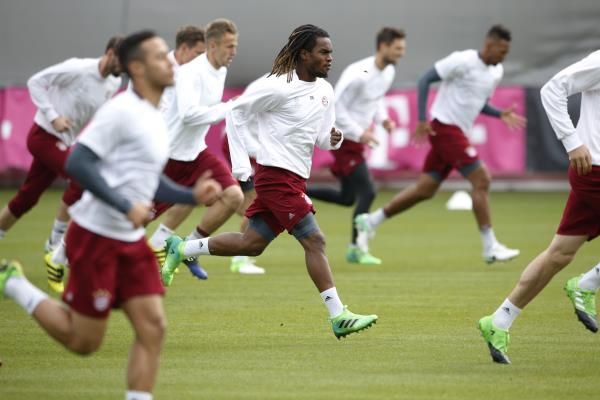 ريناتو في تدريبات البايرن