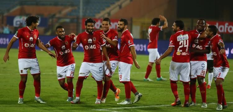 لاعبو الأهلي