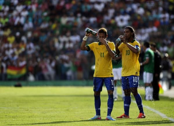 2013-04-06t230134z_2073964055_gm1e9470jck01_rtrmadp_3_soccer-world_reuters