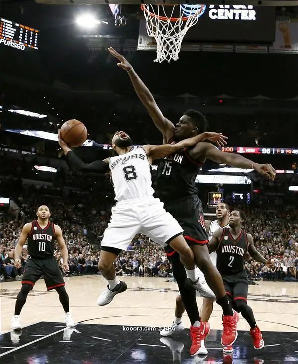 ?i=epa%2fbasketball%2f2017-05%2f2017-05-10-05953935_epa