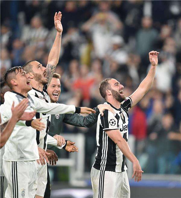 لاعبو يوفنتوس