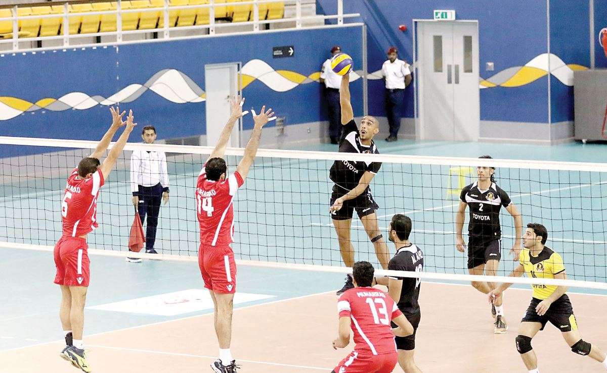 لقطة من لقاء سابق بين المحرق والأهلي