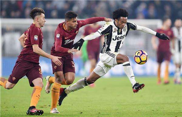 جانب من لقاء الفريقين الأخير