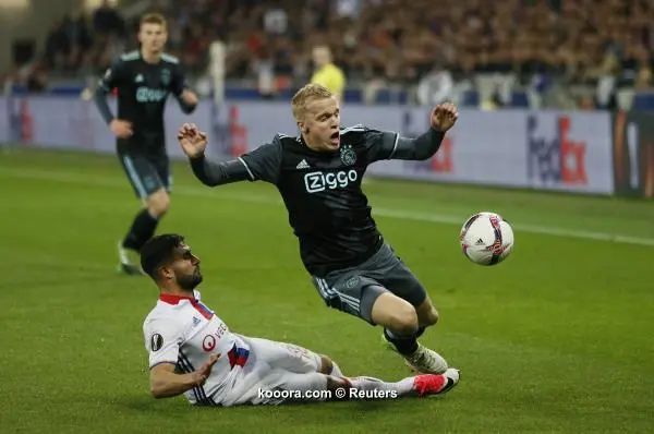 ?i=reuters%2f2017-05-11%2f2017-05-11t203011z_137536211_mt1aci14791690_rtrmadp_3_soccer-europa-lyo-aja_reuters