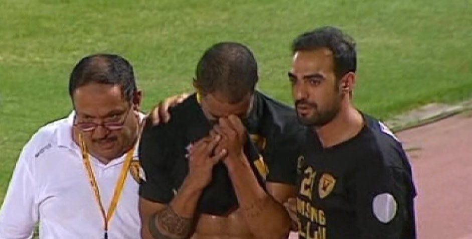 دا سيلفا بعد إصابته