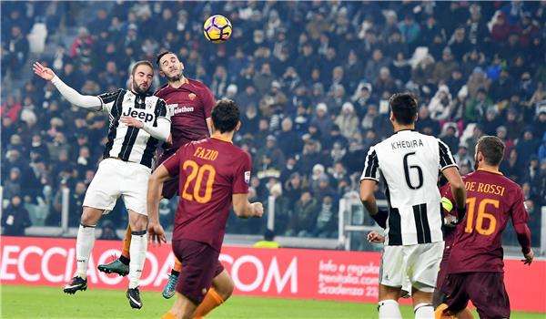 من مواجهة سابقة للفريقين