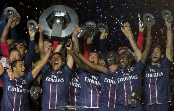 لاعبو باريس سان جيرمان