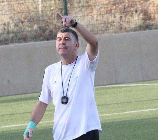 عماد خانكان