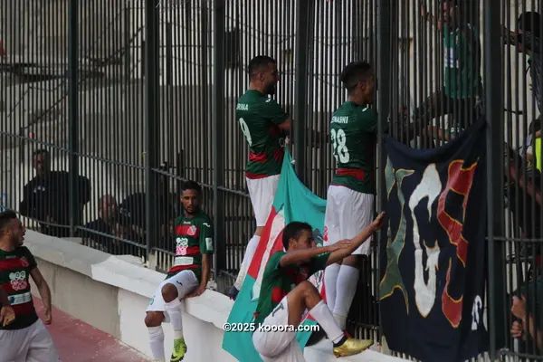 ?i=corr%2f3%2fkoo_3671