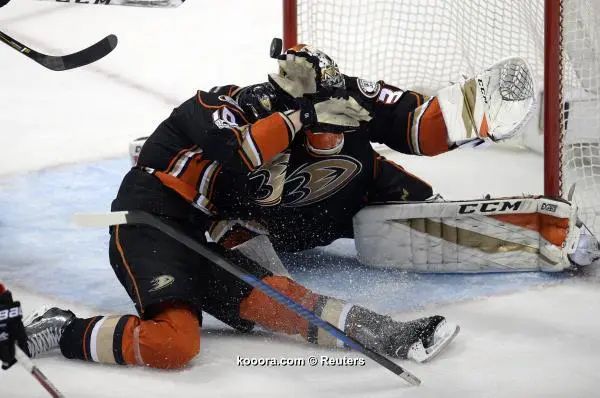 ?i=reuters%2f2017-05-13%2f2017-05-13t043857z_2013339756_nocid_rtrmadp_3_nhl-stanley-cup-playoffs-nashville-predators-at-anaheim-ducks_reuters