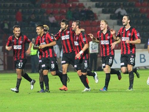 لاعبو غازي عنتاب ( ارشيفية ) 