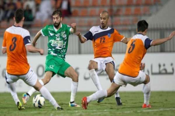 جانب من مواجهة سابقة بين الفريقين