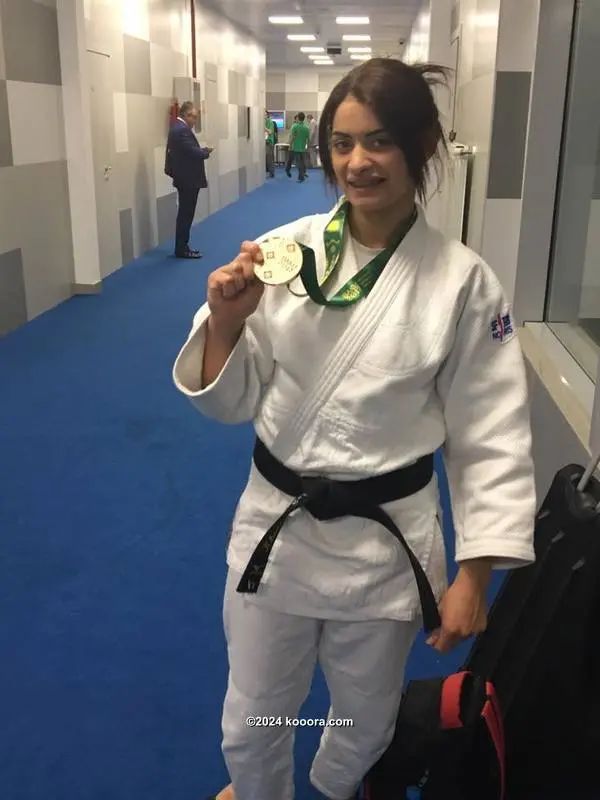 ?i=corr%2f3%2fkoo_3813