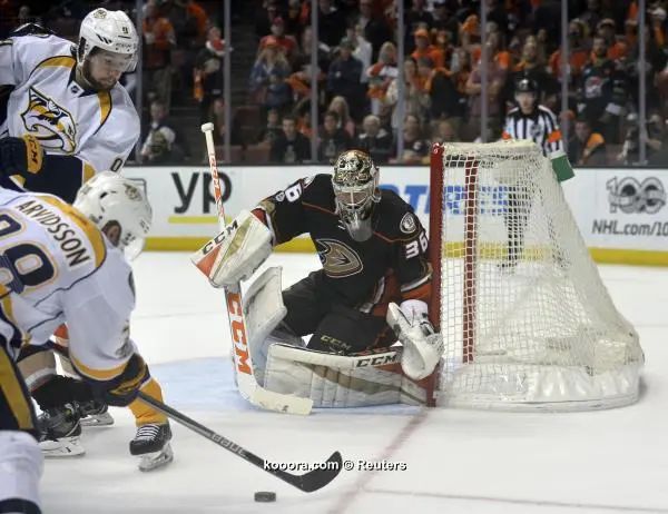 ?i=reuters%2f2017-05-15%2f2017-05-15t023738z_398285452_nocid_rtrmadp_3_nhl-stanley-cup-playoffs-nashville-predators-at-anaheim-ducks_reuters