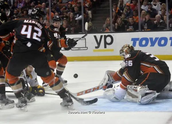 ?i=reuters%2f2017-05-15%2f2017-05-15t024439z_231103420_nocid_rtrmadp_3_nhl-stanley-cup-playoffs-nashville-predators-at-anaheim-ducks_reuters