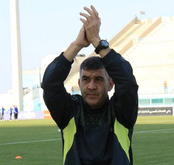 عماد خانكان