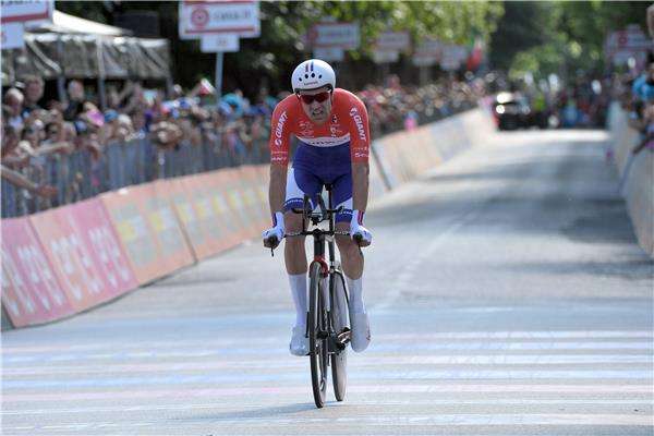 توم دومولين 